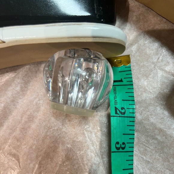 NWOT - Transparent Clear BALL Décor Sandals White (Size 7) - Picture 7 of 9